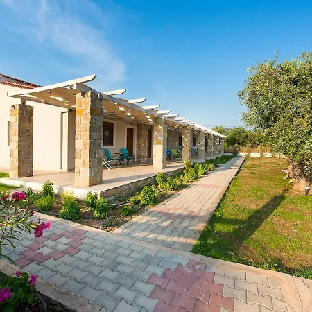 Olive Land Apartment *